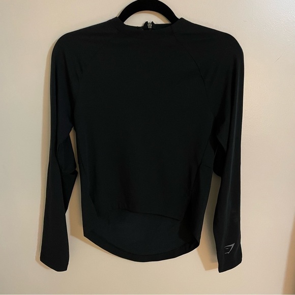 Gymshark VENTURE LONG SLEEVE TOP - BLACK, size XS - Picture 6 of 15